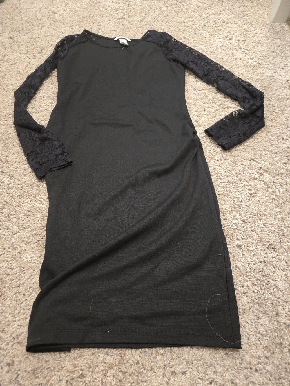 H&M Women's Black Lace-Sleeve Dress